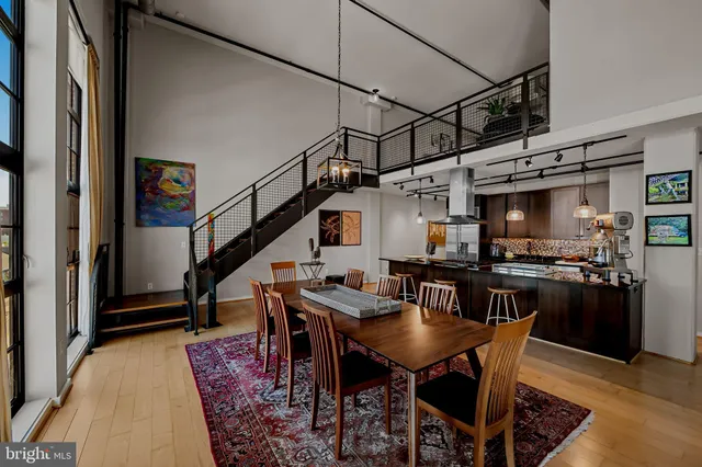 a view of a livingroom and dining room