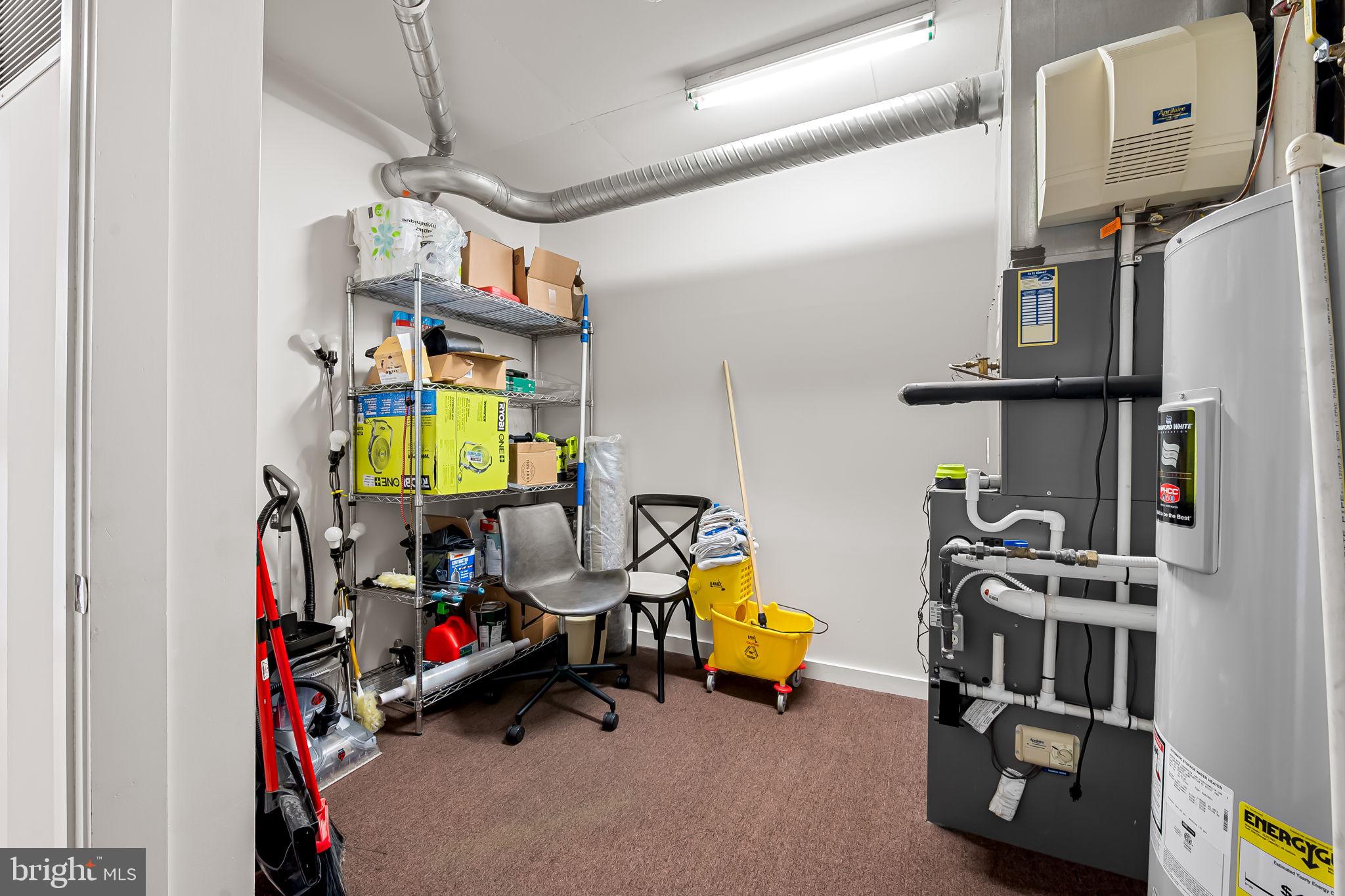 1220 Bank Street, Unit 407 Baltimore, MD 21202 - Photo 39 of 52 a view of a room with gym equipment