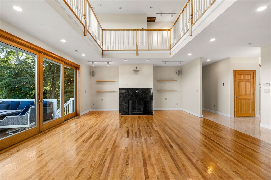 116 Raffaele Drive Waltham, MA 02452 - Photo 11 of 42 Gallery Image 11