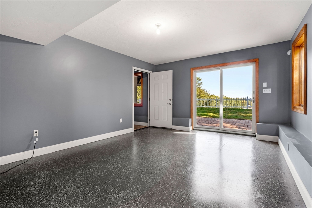 116 Raffaele Drive Waltham, MA 02452 - Photo 34 of 42 Gallery Image 34
