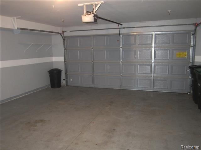 22682 Goddard Road Taylor, MI 48180 - Photo 9 of 20 034.JPG
