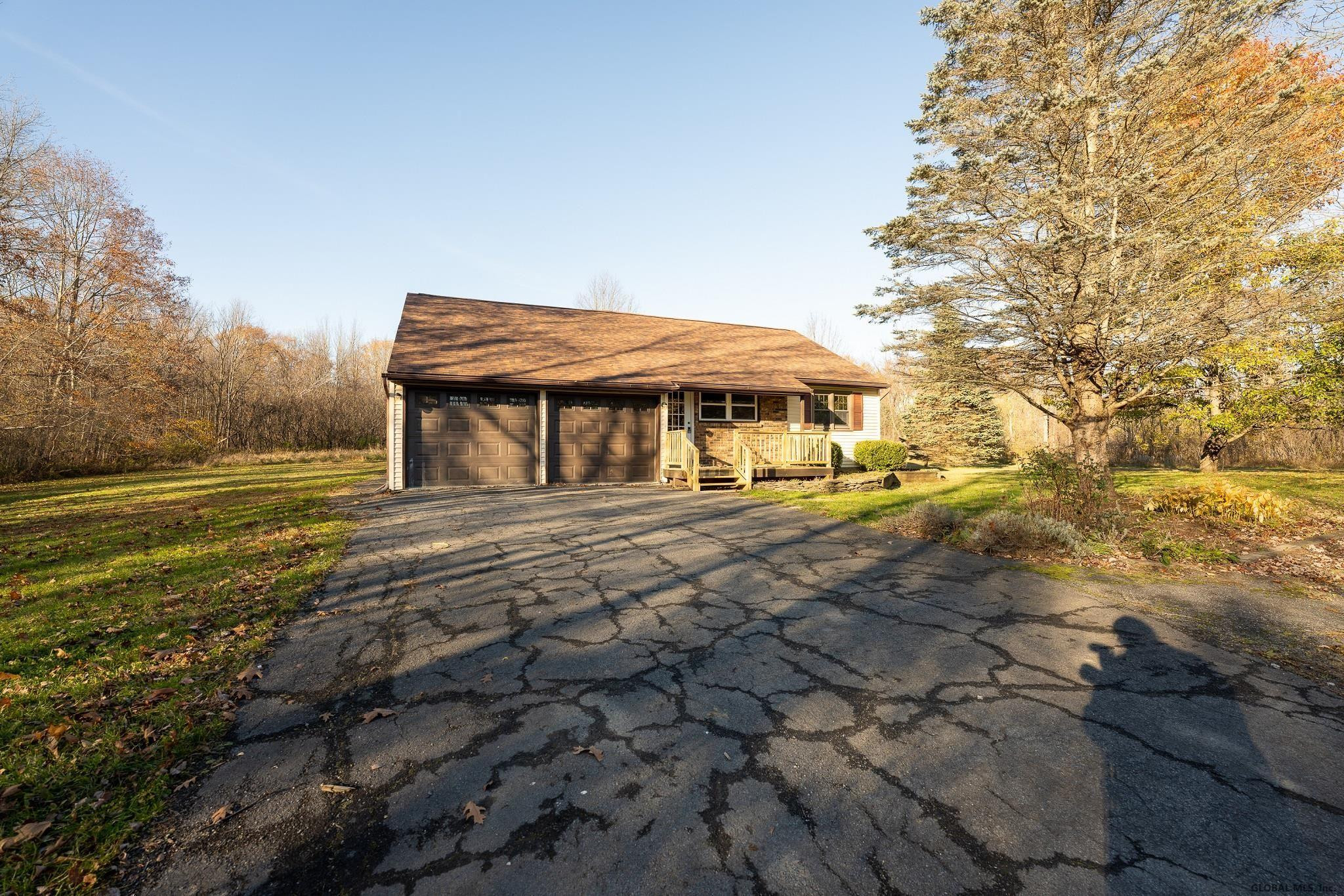 108 Newman Road Charlton, NY 12302 - Photo 4 of 43 Photo 4