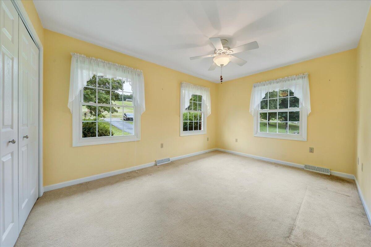 1066 Coopers Cove Road Hardy, VA 24101 - Photo 21 of 33 Bedroom 3