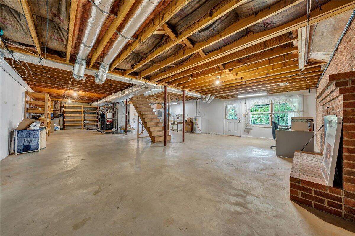 1066 Coopers Cove Road Hardy, VA 24101 - Photo 23 of 33 Basement with bath and fireplace