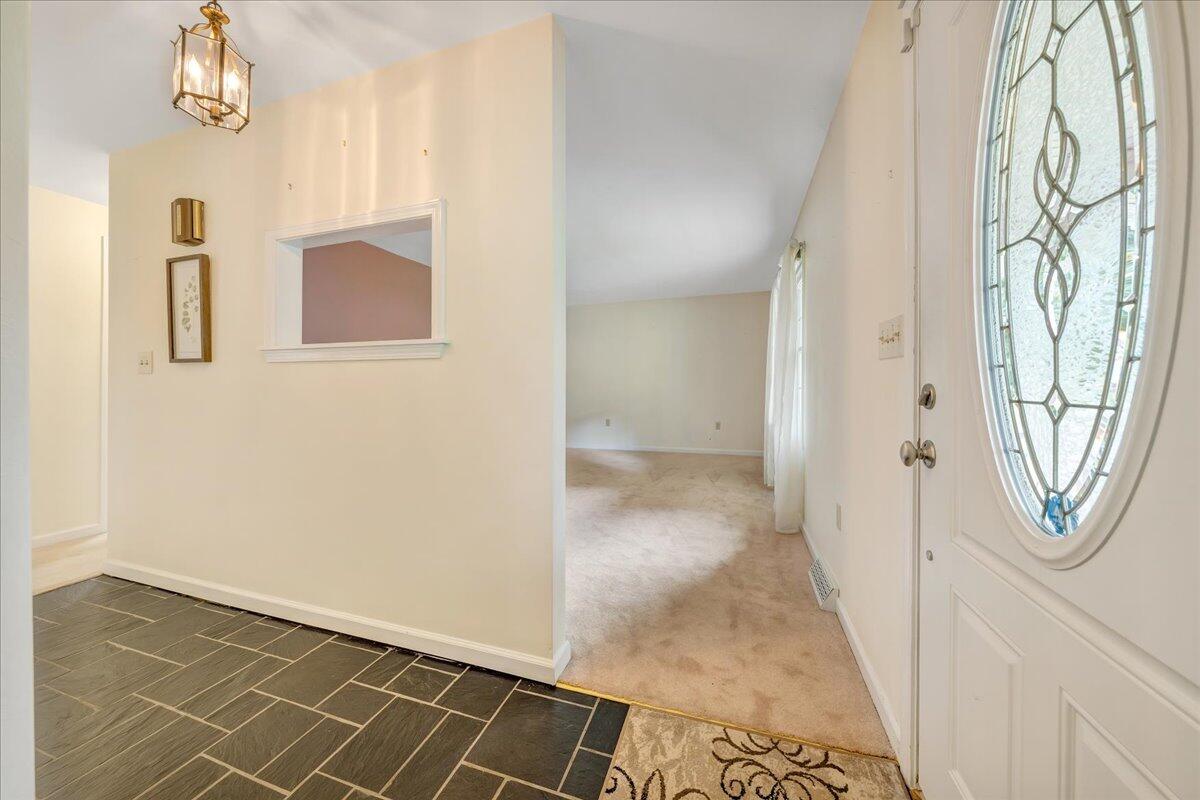 1066 Coopers Cove Road Hardy, VA 24101 - Photo 4 of 33 Foyer