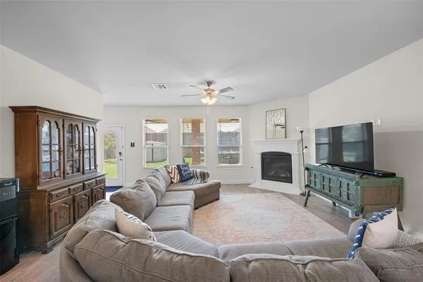 $435,000 | 11000 Canyon Mine Drive, Aubrey, TX 76227