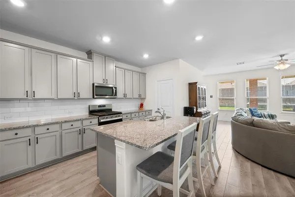 $435,000 | 11000 Canyon Mine Drive, Aubrey, TX 76227