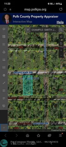 a view of a outdoor space