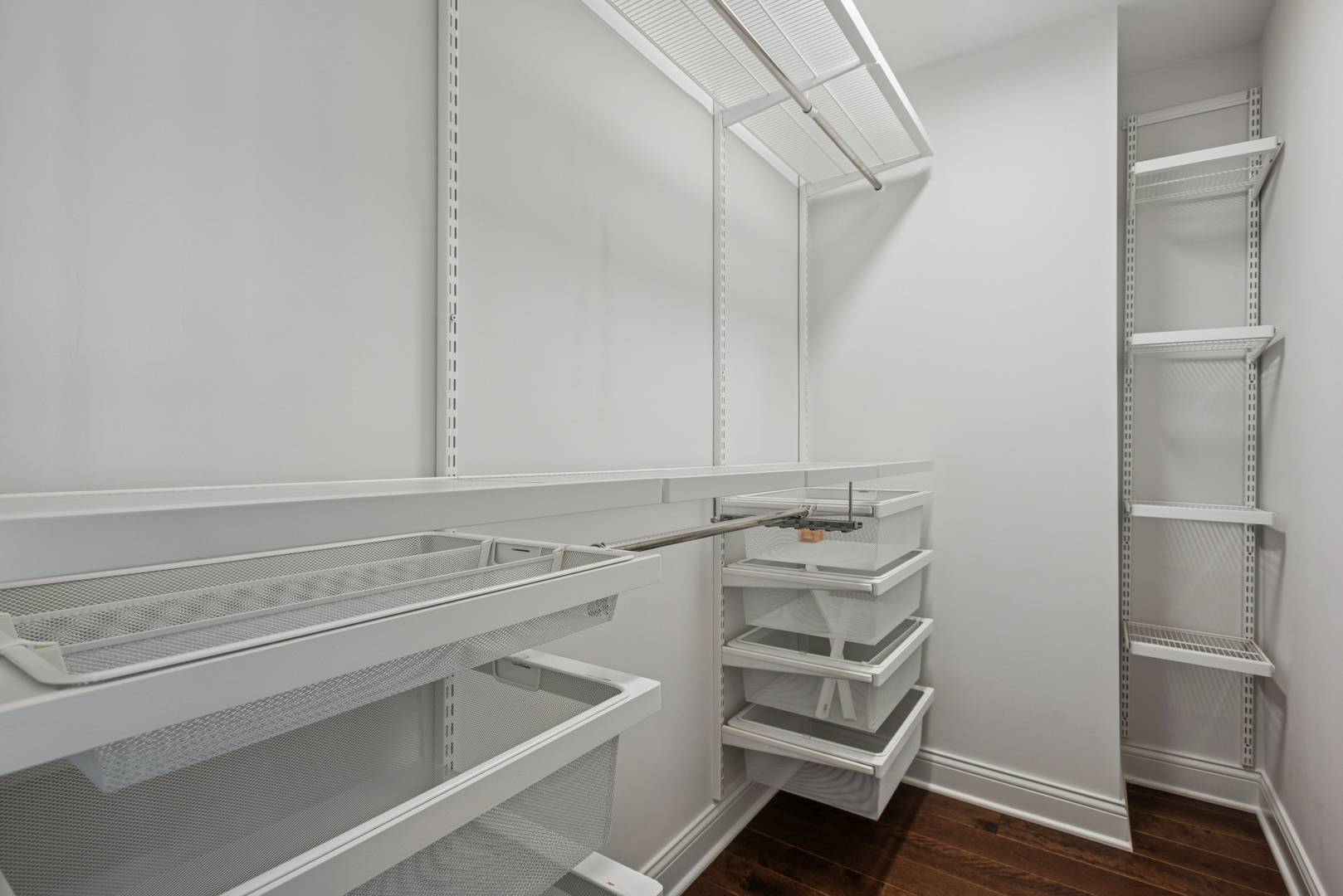 57 South 7th Street Geneva, IL 60134 - Photo 16 of 24 a view of a room with an empty space