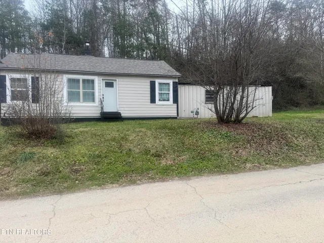 $129,000 | 613 Baumgartner Road, Harriman, TN 37748