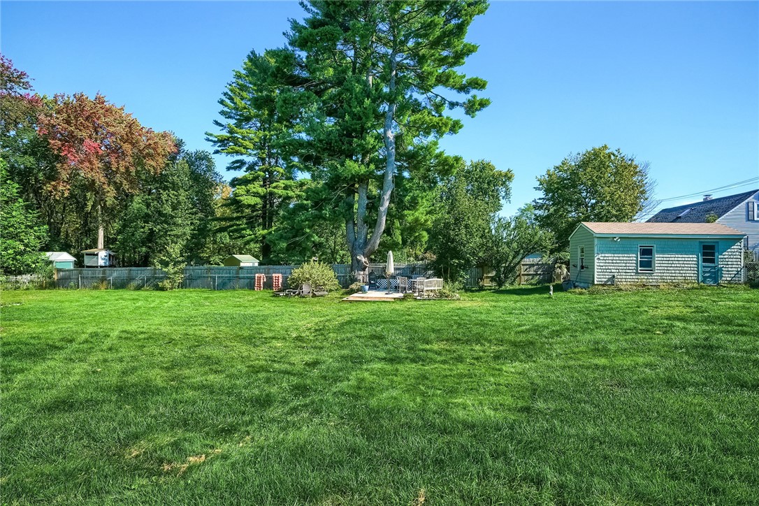 141 Greenville Road North Smithfield, RI 02896 - Photo 21 of 27 Gallery Image 21