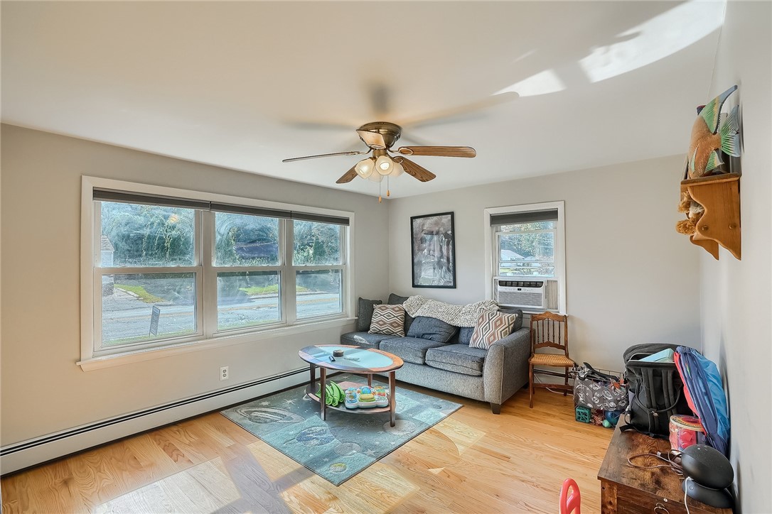 141 Greenville Road North Smithfield, RI 02896 - Photo 3 of 27 Gallery Image 3
