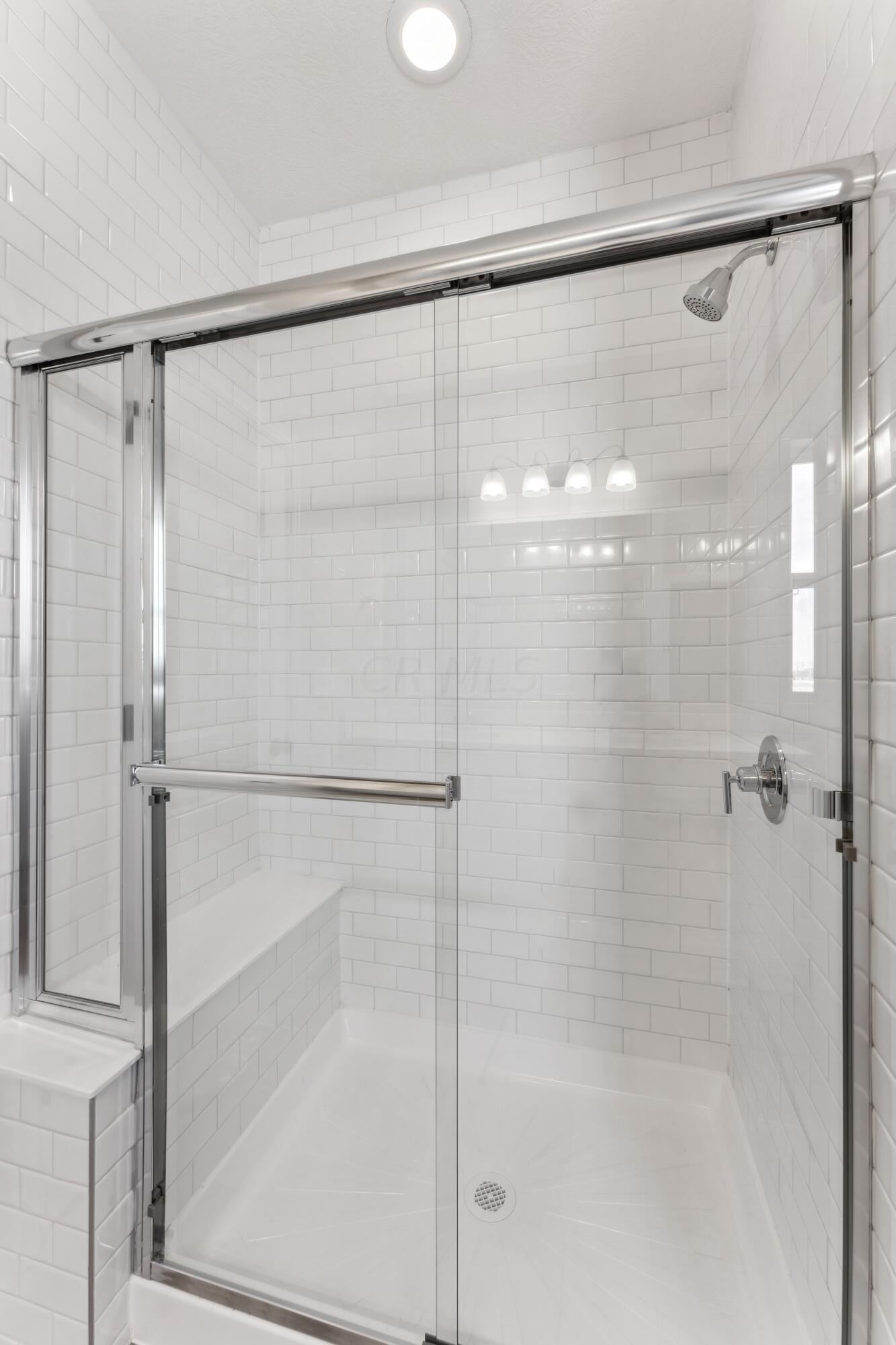 3113 Gelding Run Road Grove City, OH 43123 - Photo 25 of 31 Owner's Bathroom