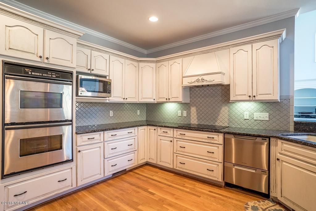 106 South Reed Drive Washington, NC 27889 - Photo 9 of 44 009 Kitchen