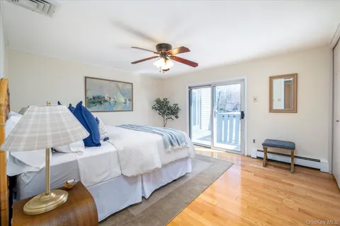 $975,000 | 25 Cobalt Lane, Westbury, NY 11590