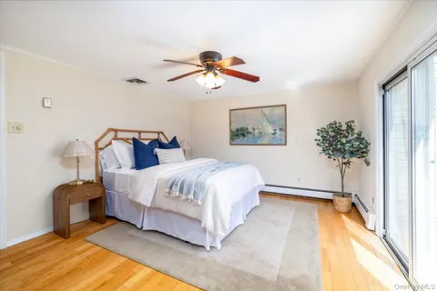 $975,000 | 25 Cobalt Lane, Westbury, NY 11590