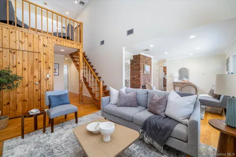 $975,000 | 25 Cobalt Lane, Westbury, NY 11590