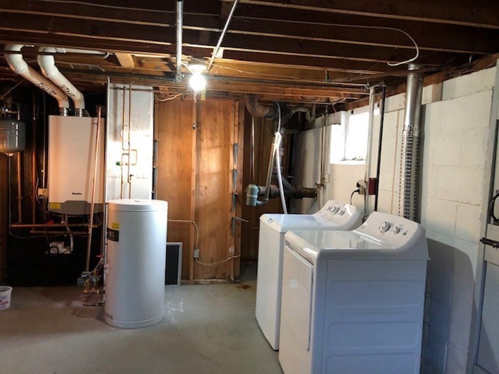 58 Sunset Road Dracut, MA 01826 - Photo 11 of 17 Gallery Image 11