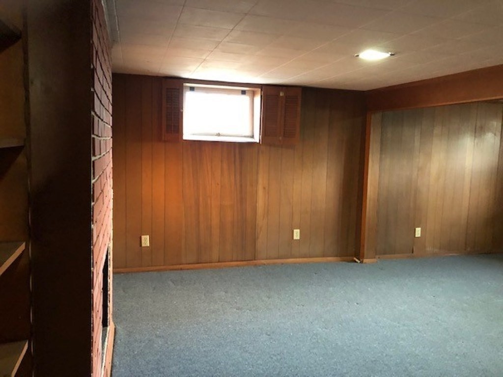 58 Sunset Road Dracut, MA 01826 - Photo 12 of 17 Gallery Image 12