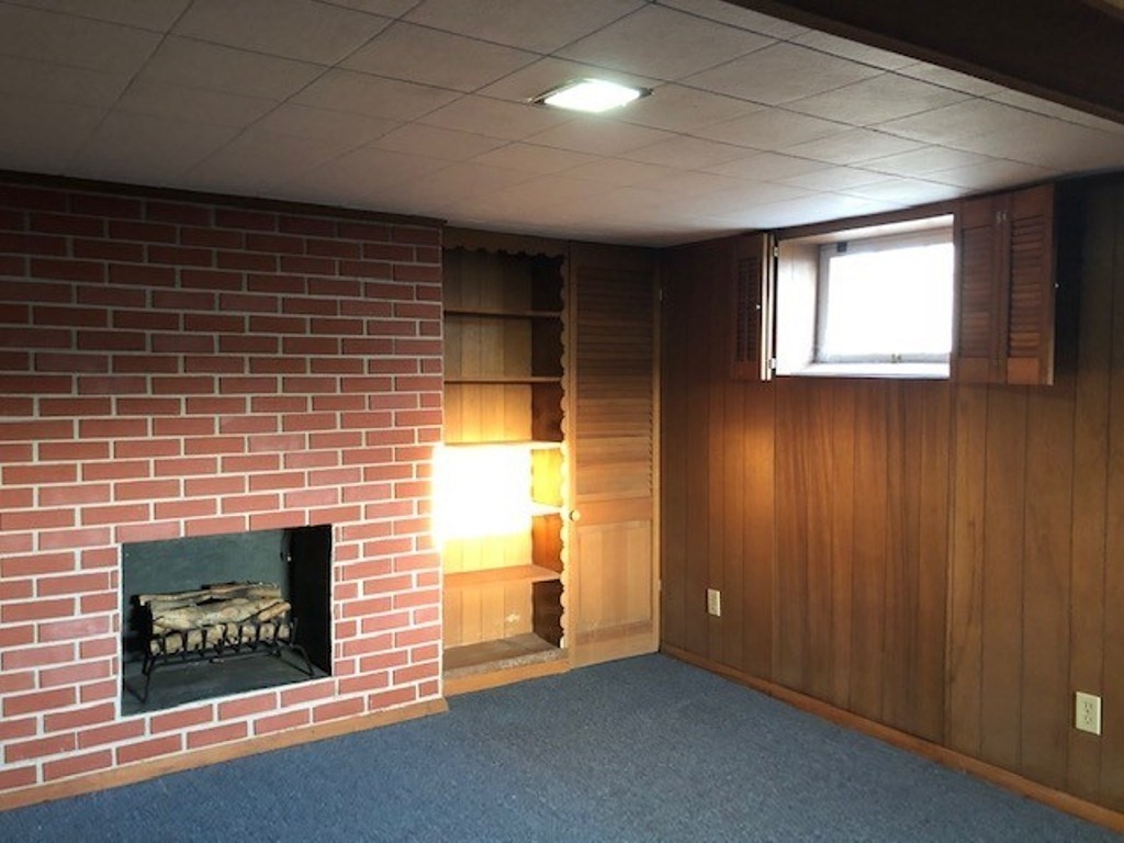 58 Sunset Road Dracut, MA 01826 - Photo 13 of 17 Gallery Image 13