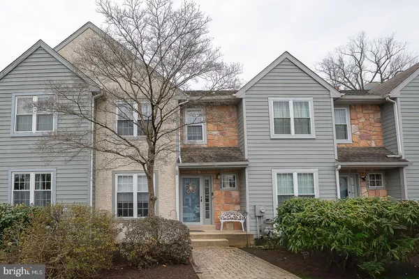 $365,000 | 182 Nottingham Court, Aston, PA 19014