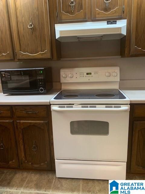 709 Colonial Drive Alabaster, AL 35007 - Photo 11 of 31