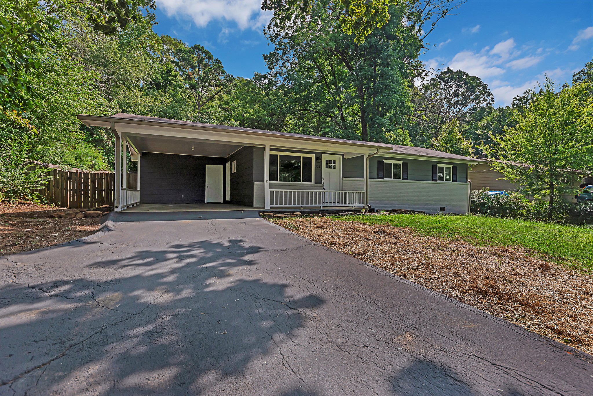 328 Fox Road Knoxville, TN 37922 - Photo 1 of 19 Gallery Image 1