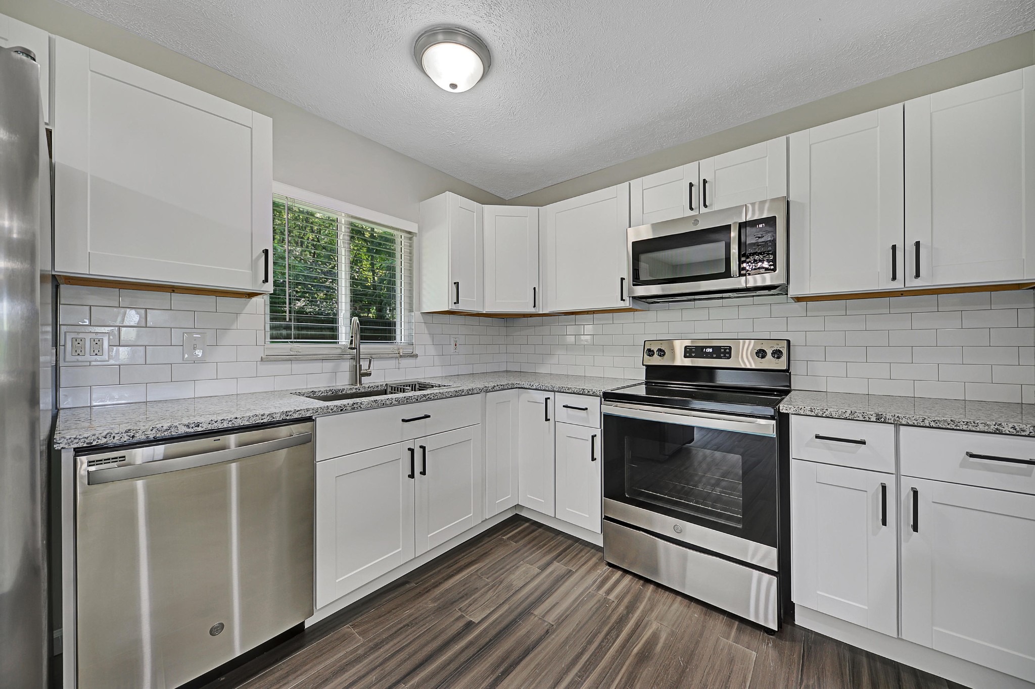 328 Fox Road Knoxville, TN 37922 - Photo 2 of 19 Gallery Image 2