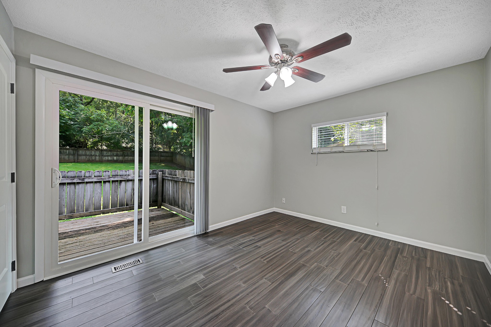 328 Fox Road Knoxville, TN 37922 - Photo 4 of 19 Gallery Image 4