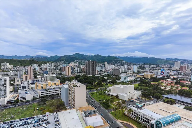 $4,300 | 888 Kapiolani Boulevard, Unit 3111, Honolulu, HI 96813
