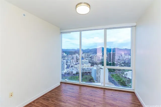 $4,300 | 888 Kapiolani Boulevard, Unit 3111, Honolulu, HI 96813
