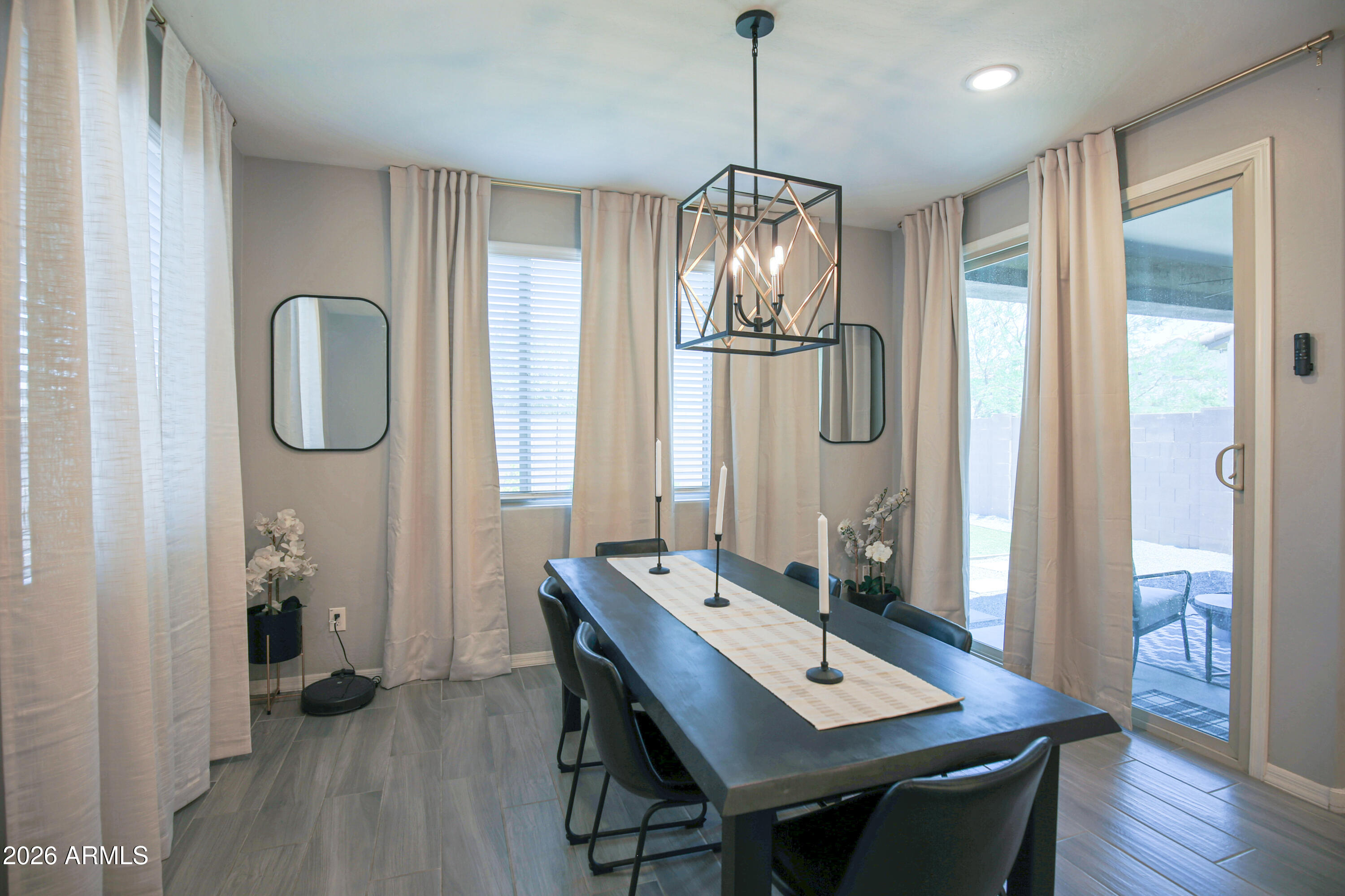 8820 West Lamar Road Glendale, AZ 85305 - Photo 12 of 41 IMG_9873