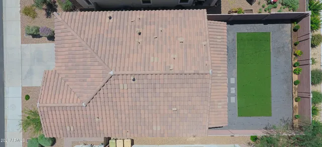 a view of a workspace with furniture