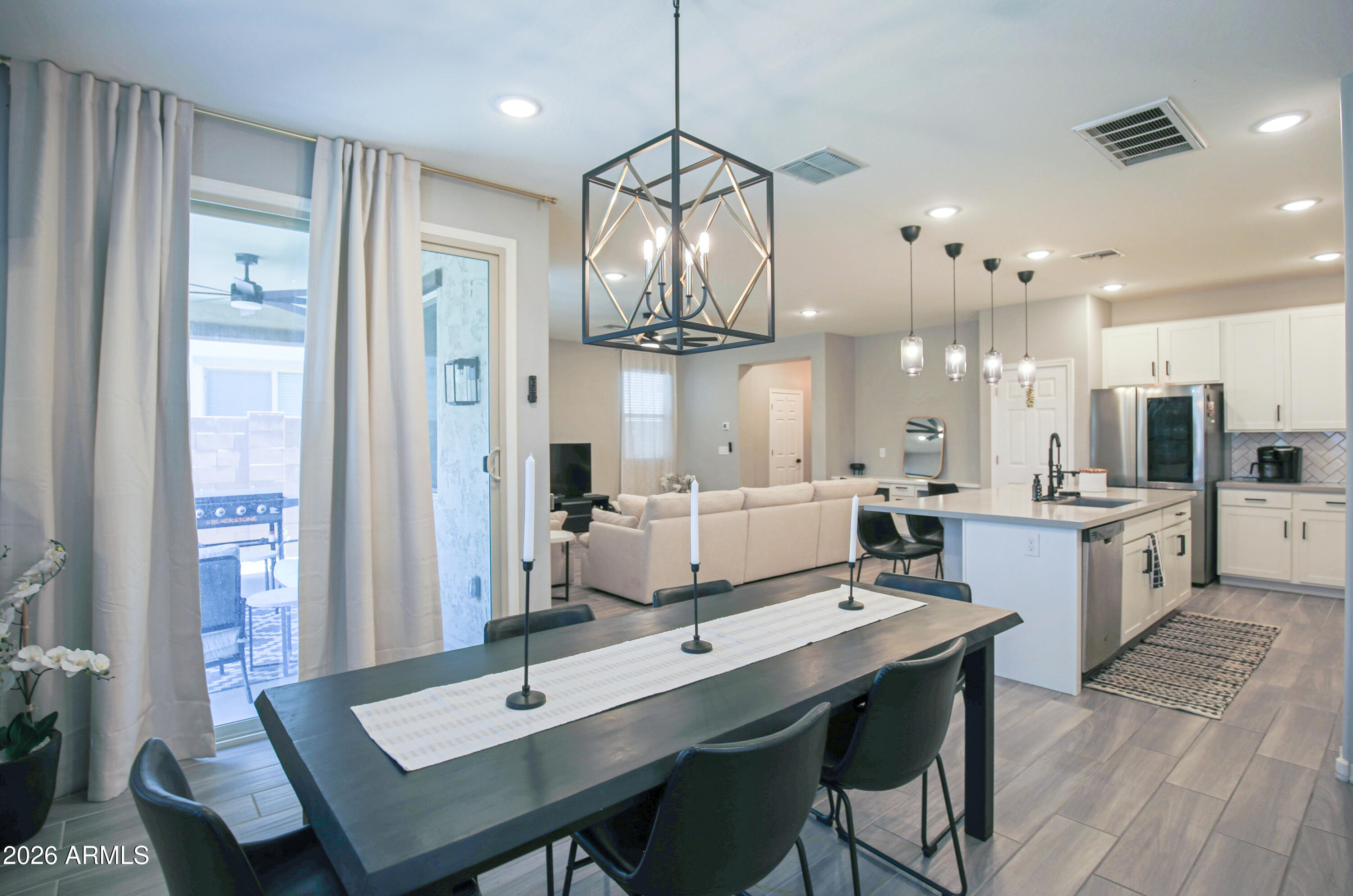 8820 West Lamar Road Glendale, AZ 85305 - Photo 8 of 41 IMG_9874