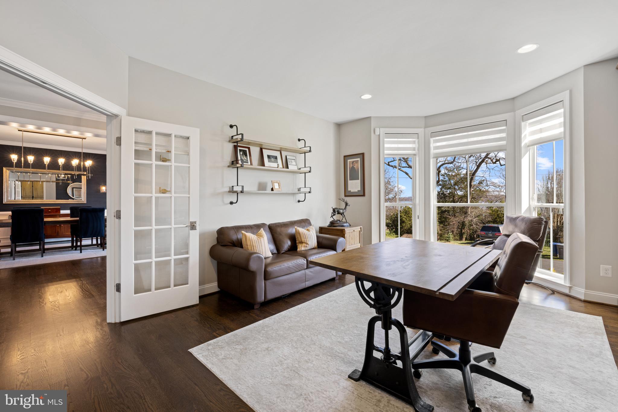 7869 Southdown Road Alexandria, VA 22308 - Photo 15 of 50 Water views from Library
