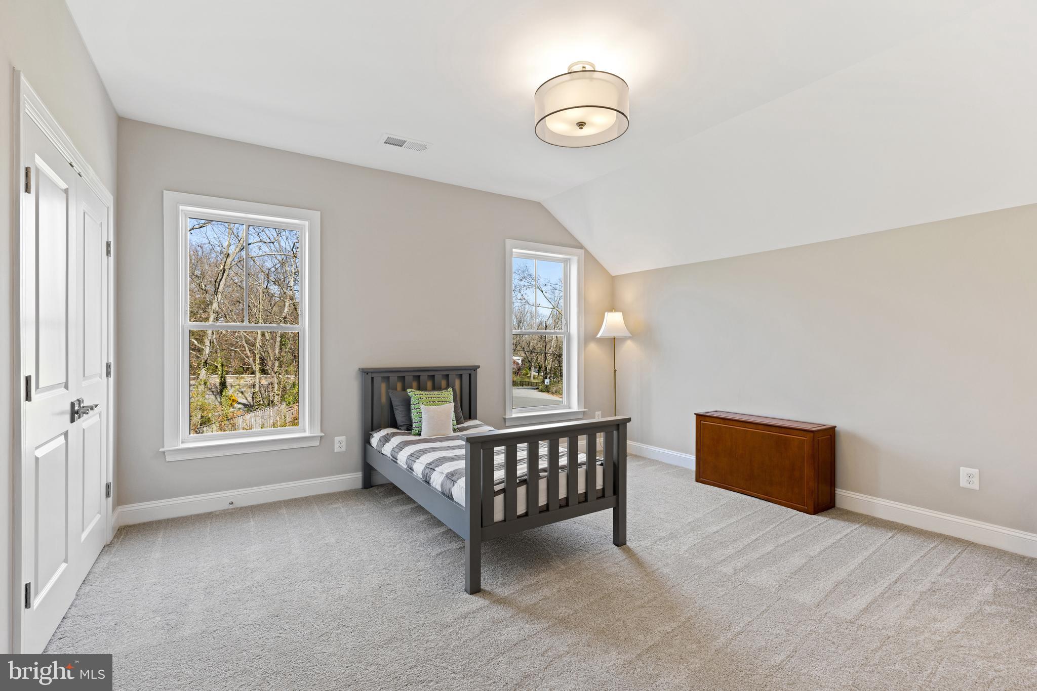 7869 Southdown Road Alexandria, VA 22308 - Photo 26 of 50 Gallery Image 26