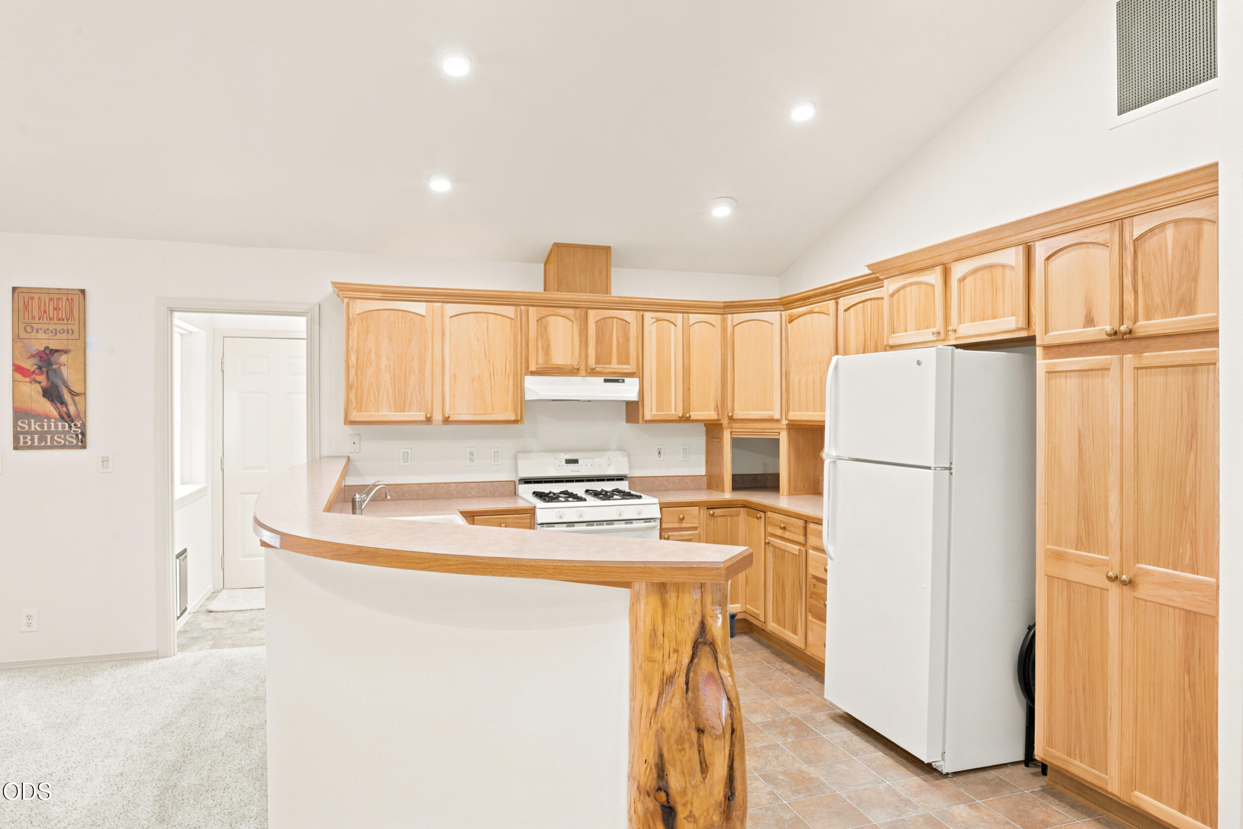 56718 Bandley Road Bend, OR 97707 - Photo 12 of 50