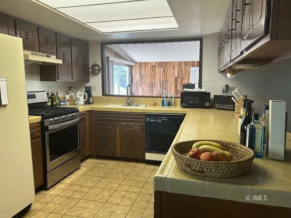 $550,000 | 128 Elmcrest Drive, Big Pine, CA 93513