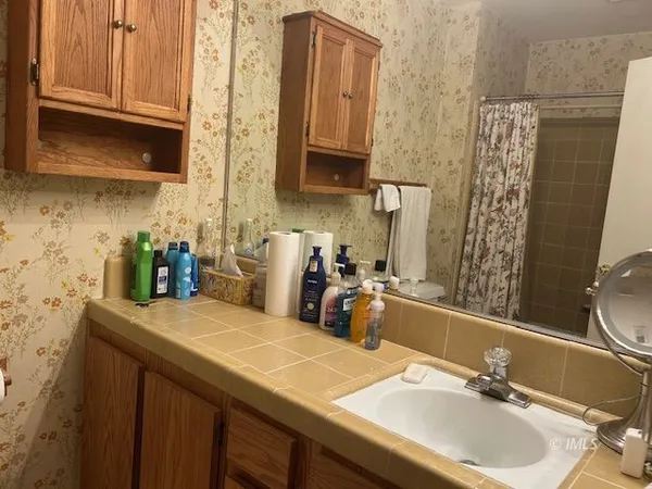 $550,000 | 128 Elmcrest Drive, Big Pine, CA 93513