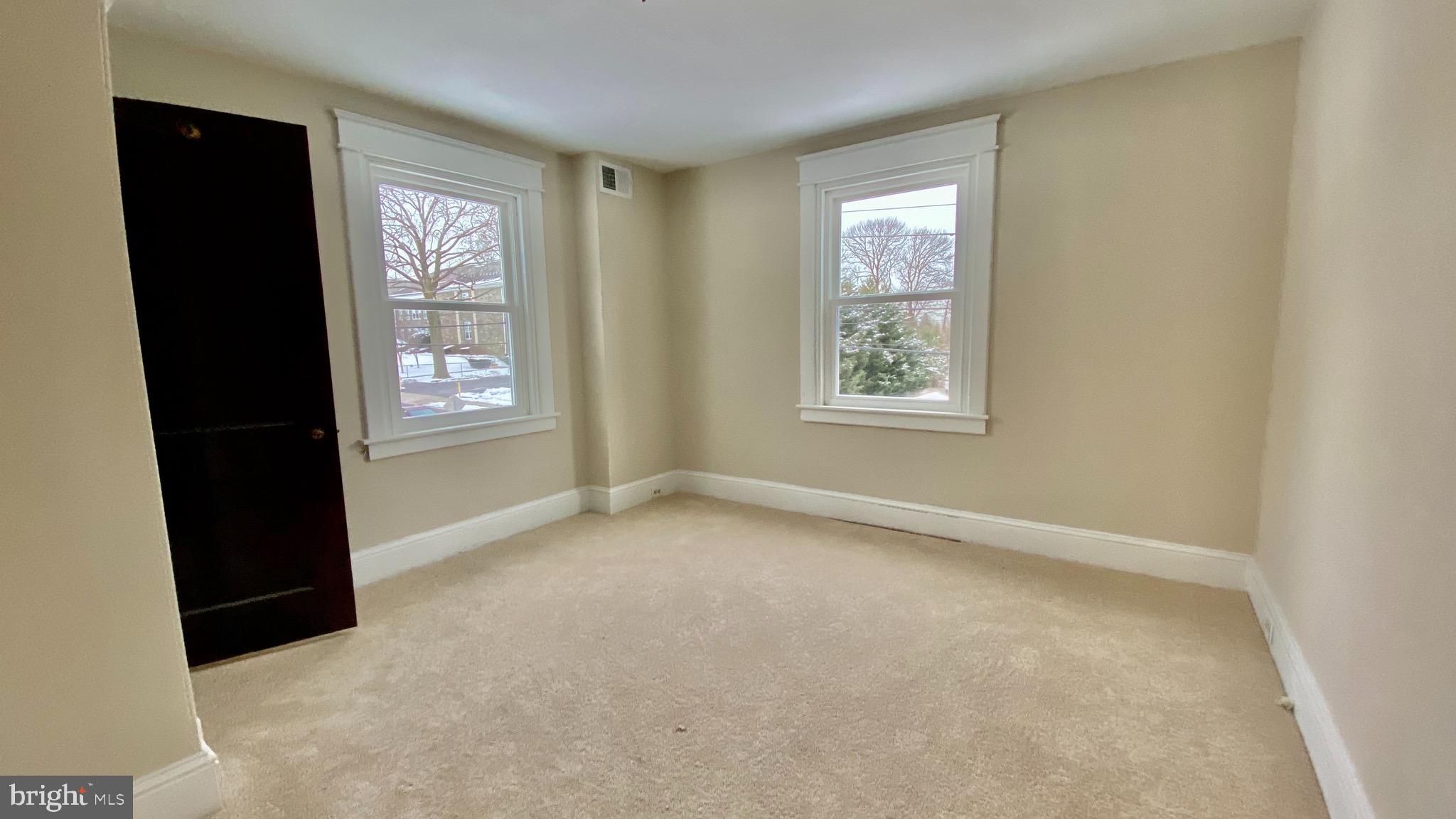 3849 Garrett Road Drexel Hill, PA 19026 - Photo 11 of 18