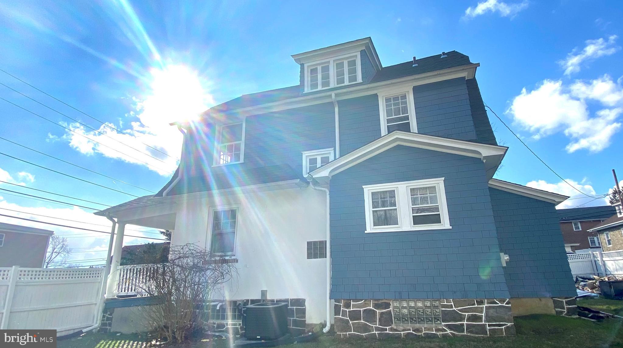 3849 Garrett Road Drexel Hill, PA 19026 - Photo 4 of 18