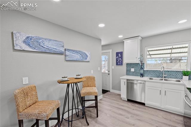 2013 Whitman Road Colorado Springs, CO 80910 - Photo 11 of 40