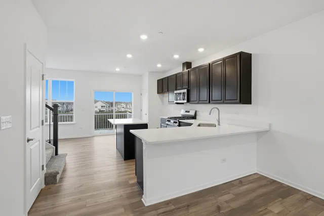 $357,299 | 247 Settlers Place, West Dundee, IL 60118