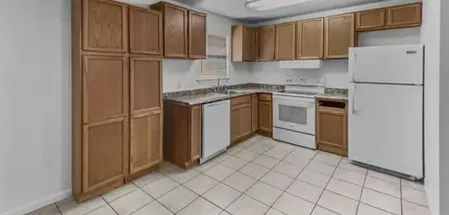 $1,250 | 8701 Highway 77, Unit 107, Lexington, TX 78947