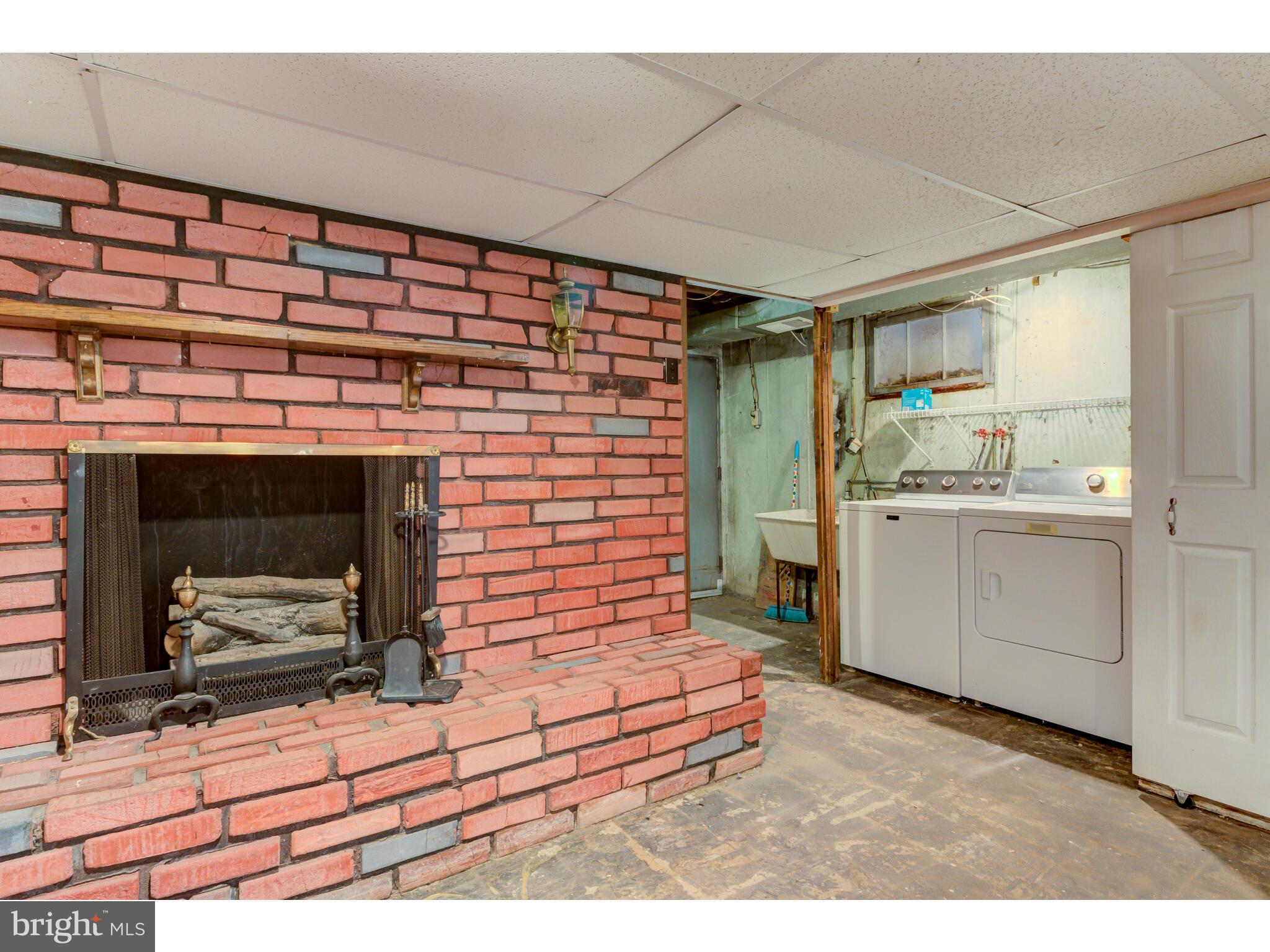 826 Hood Road Swarthmore, PA 19081 - Photo 22 of 28 Basement /Laundry