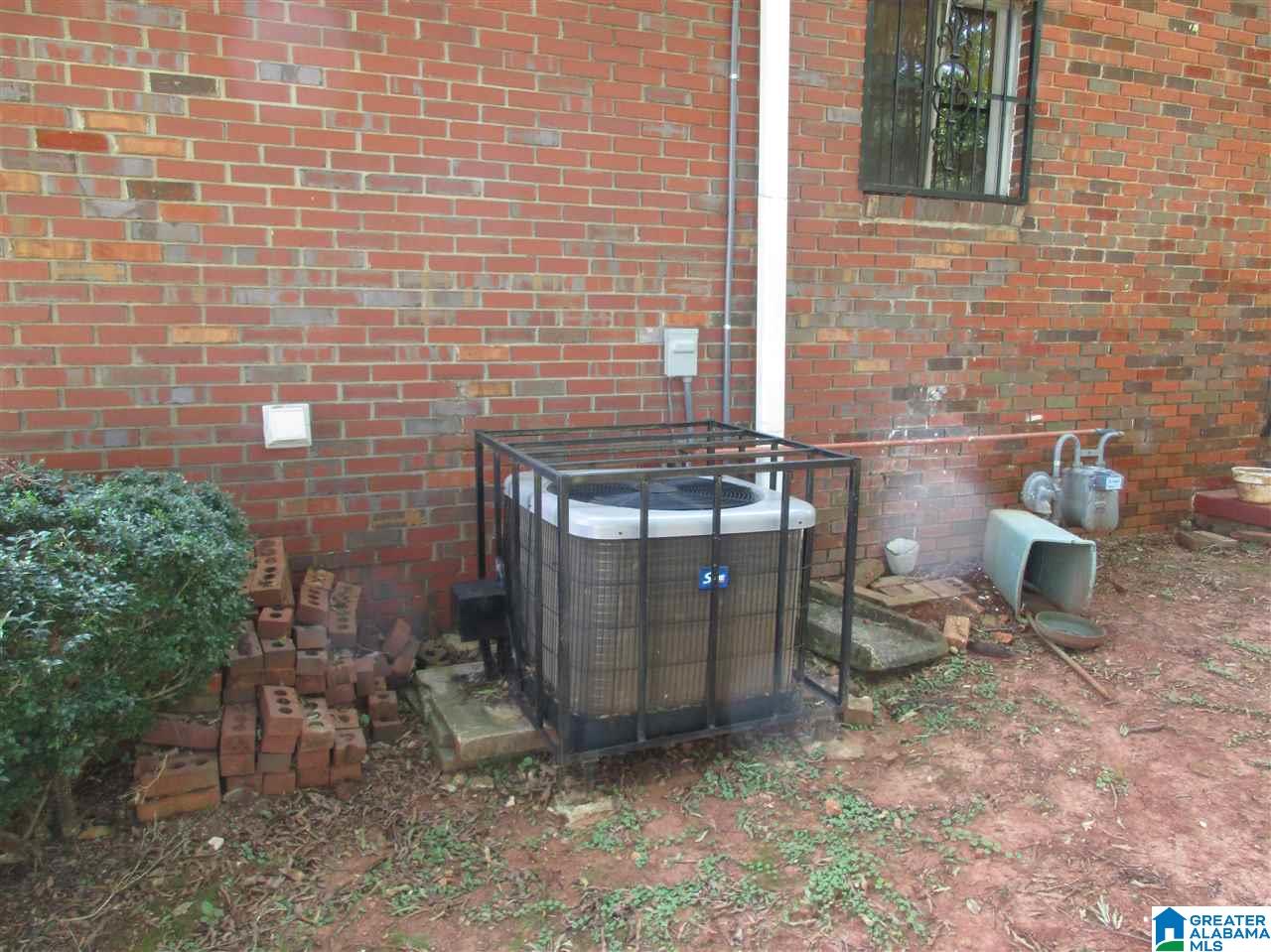 812 Goldwire Way Southwest Birmingham, AL 35211 - Photo 26 of 29