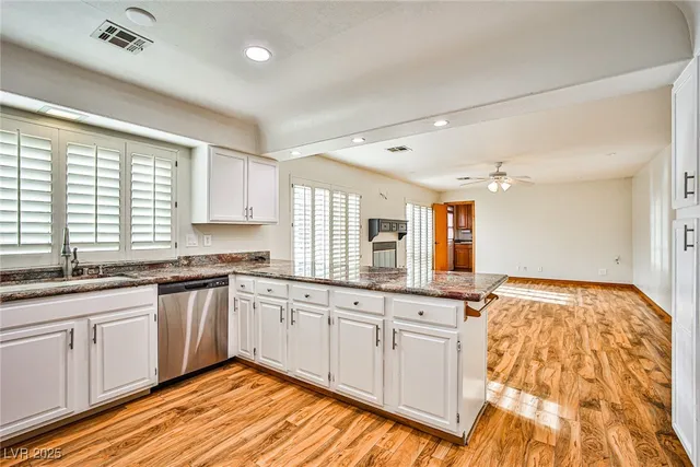 $3,405 | 6315 North Park Street, Las Vegas, NV 89149