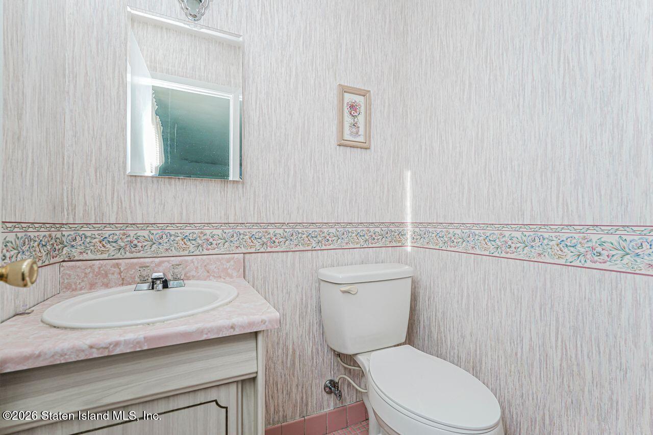 953 Forest Hill Road Staten Island, NY 10314 - Photo 16 of 28 953-7