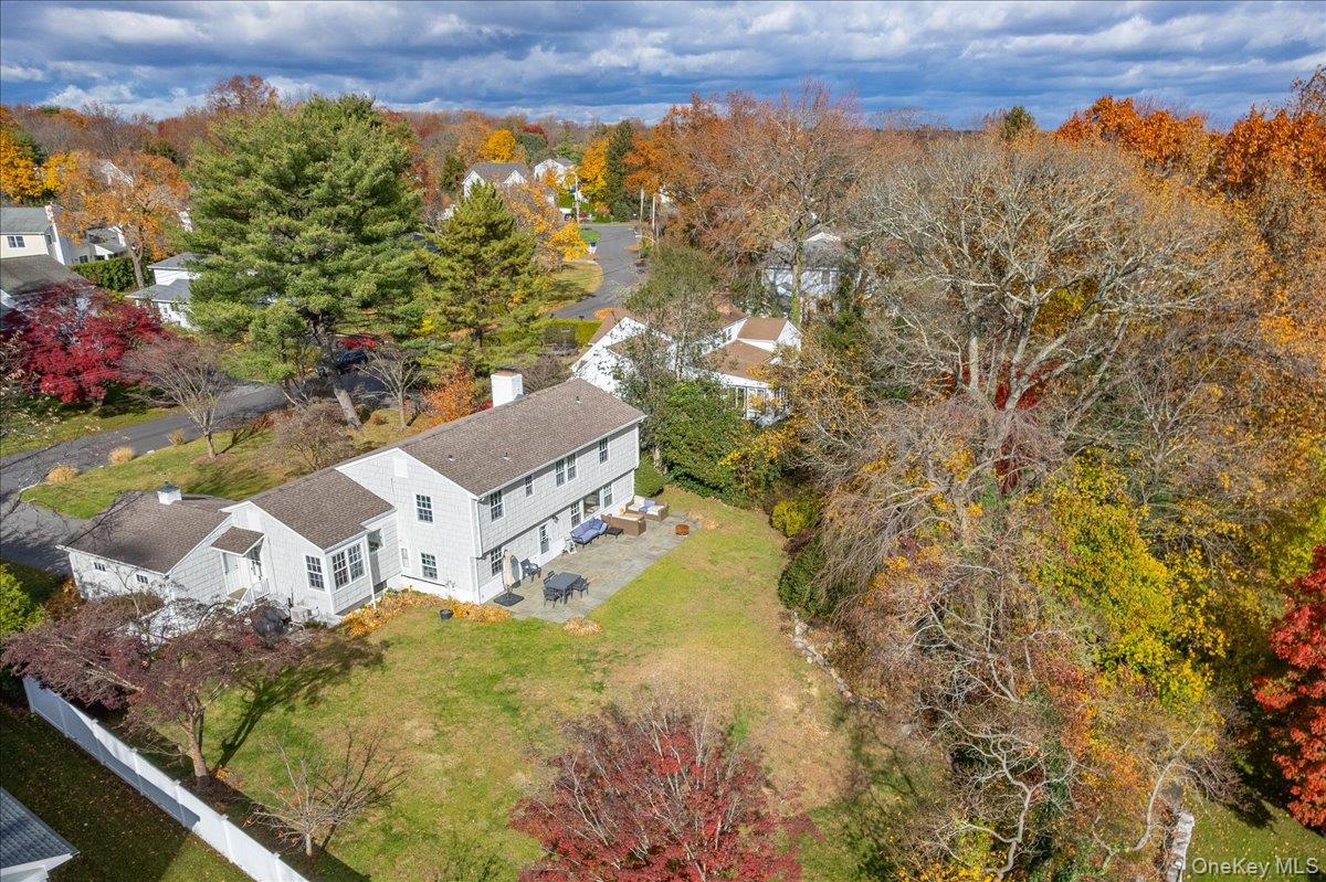 4 Wagon Wheel Road Mamaroneck, NY 10543 - Photo 26 of 31 Bird's eye view of a tree filled landscape