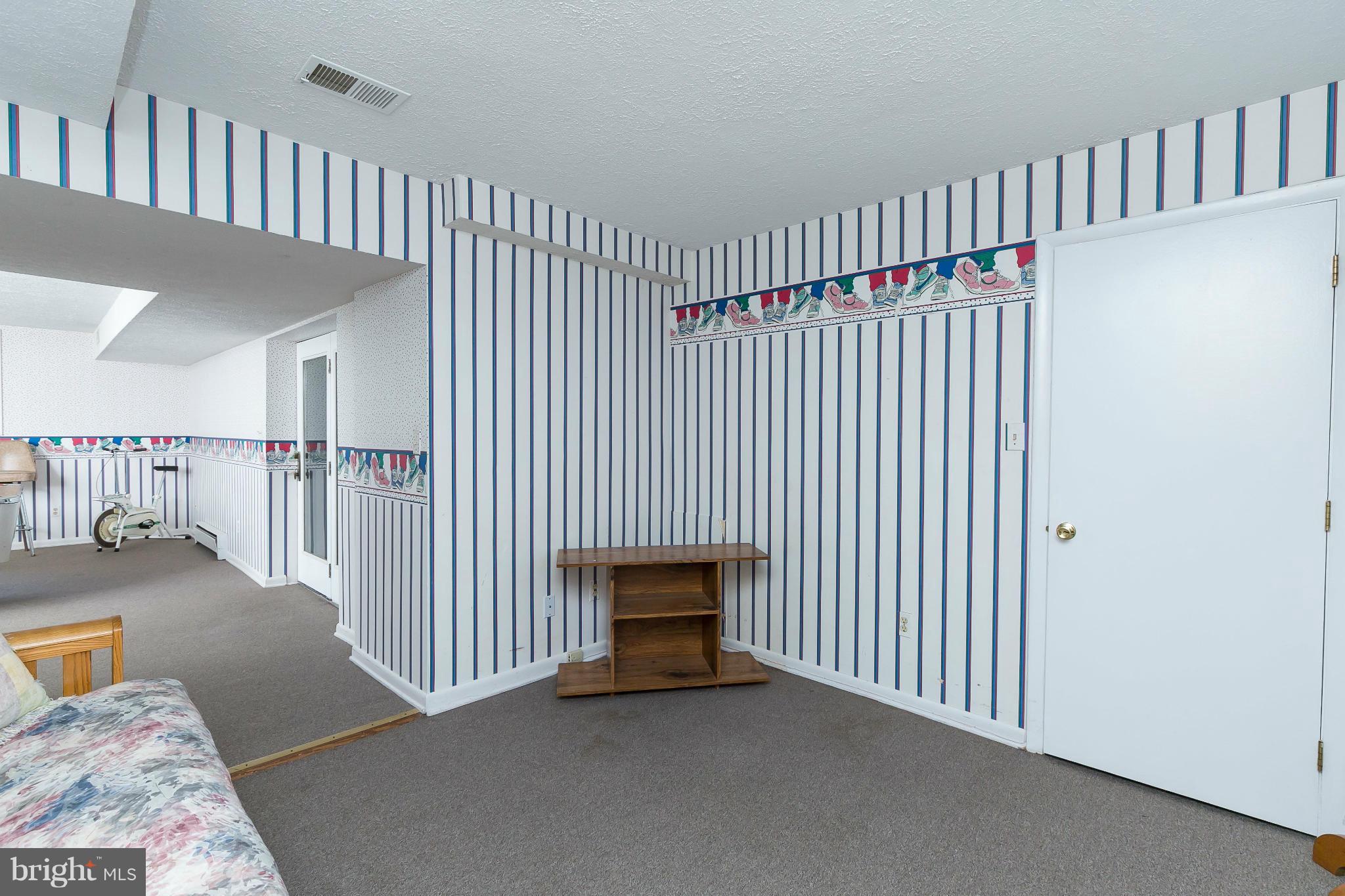 2909 York Manor Road Phoenix, MD 21131 - Photo 21 of 30 Interior (General)